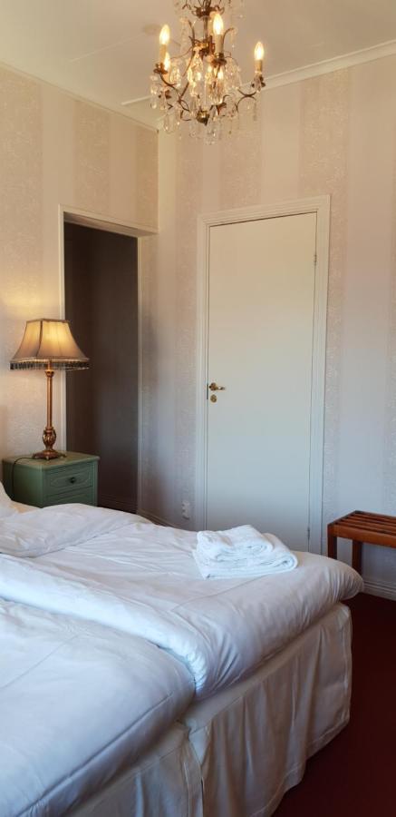 Hotell Oernen トーシュビュー エクステリア 写真
